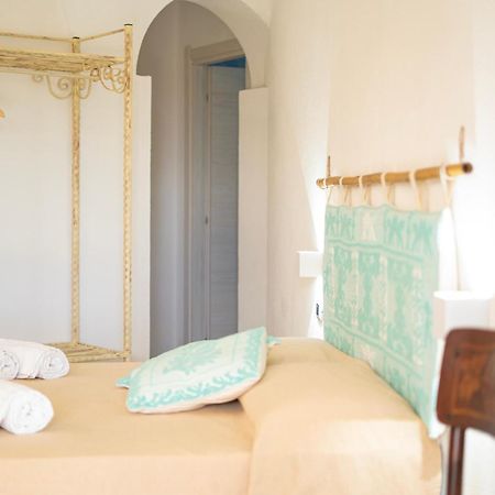 Hotel Essenza Di Mirto Ла Калета Екстериор снимка